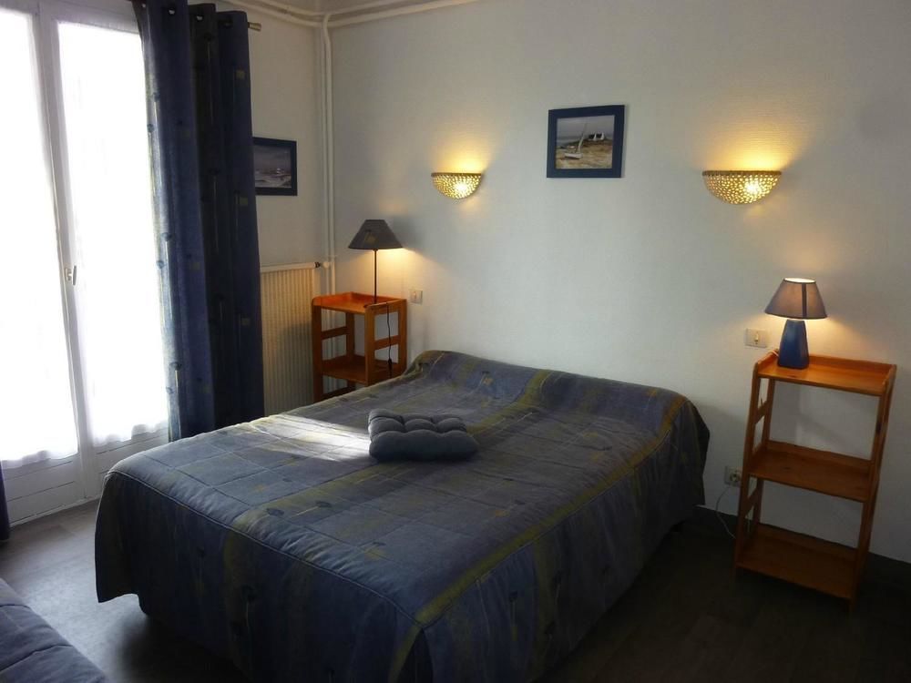 Logis Hotel Restaurant L'Escapade 拉马斯特尔 外观 照片